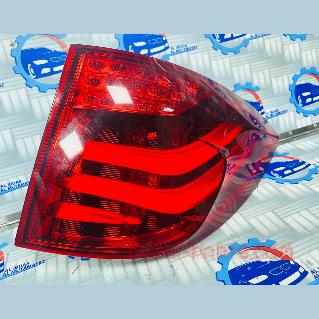 5 series F07 GT  rear right brakelight taillight lamb 7199644
