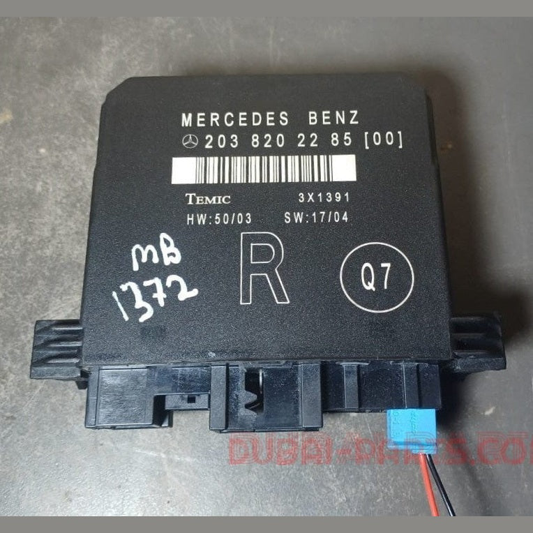 2003-2006 Mercedes-Benz W203 C-Class Rear Right Side Door Control Module A203 820 22 85 OEM