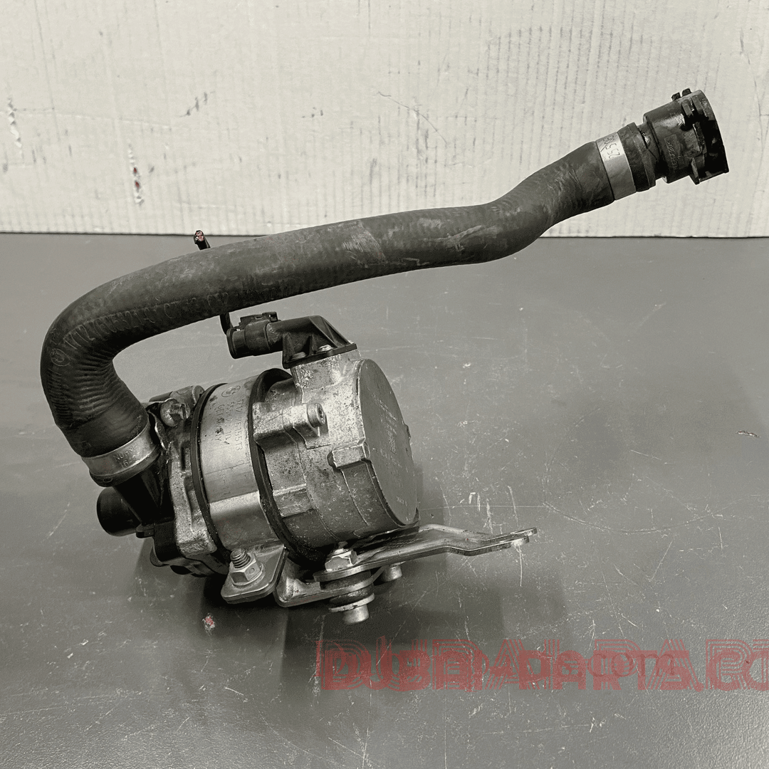 BMW F30 F31 F35 Electric Coolant / Water Pump 7615513 OEM Used Product