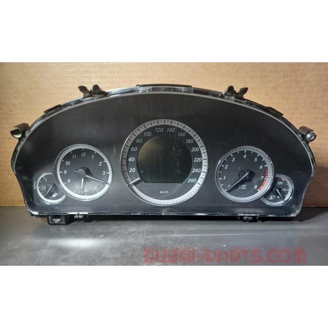 2009-2012 Mercedes-Benz W212 E-Class Instrument Cluster Speedometer A212 900 29 08 OEM