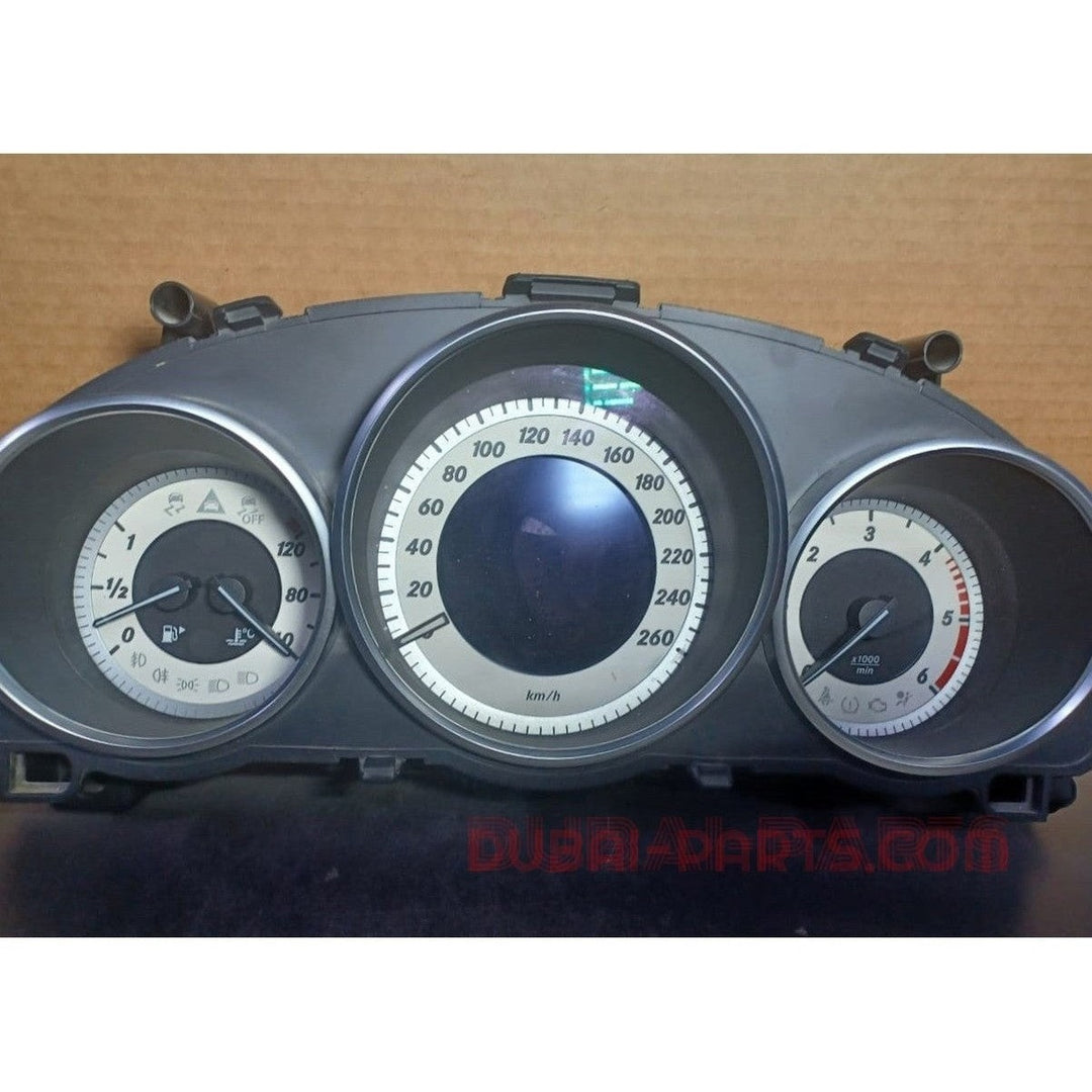 2012-2016 Mercedes-Benz E-Class W212 Instrument Cluster Speedometer A212 900 08 25 OEM