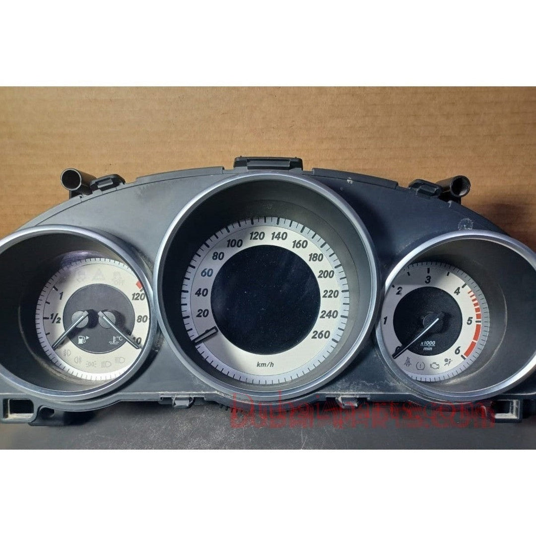 2012-2016 Mercedes-Benz E-Class W212 Instrument Cluster Speedometer A212 900 77 18