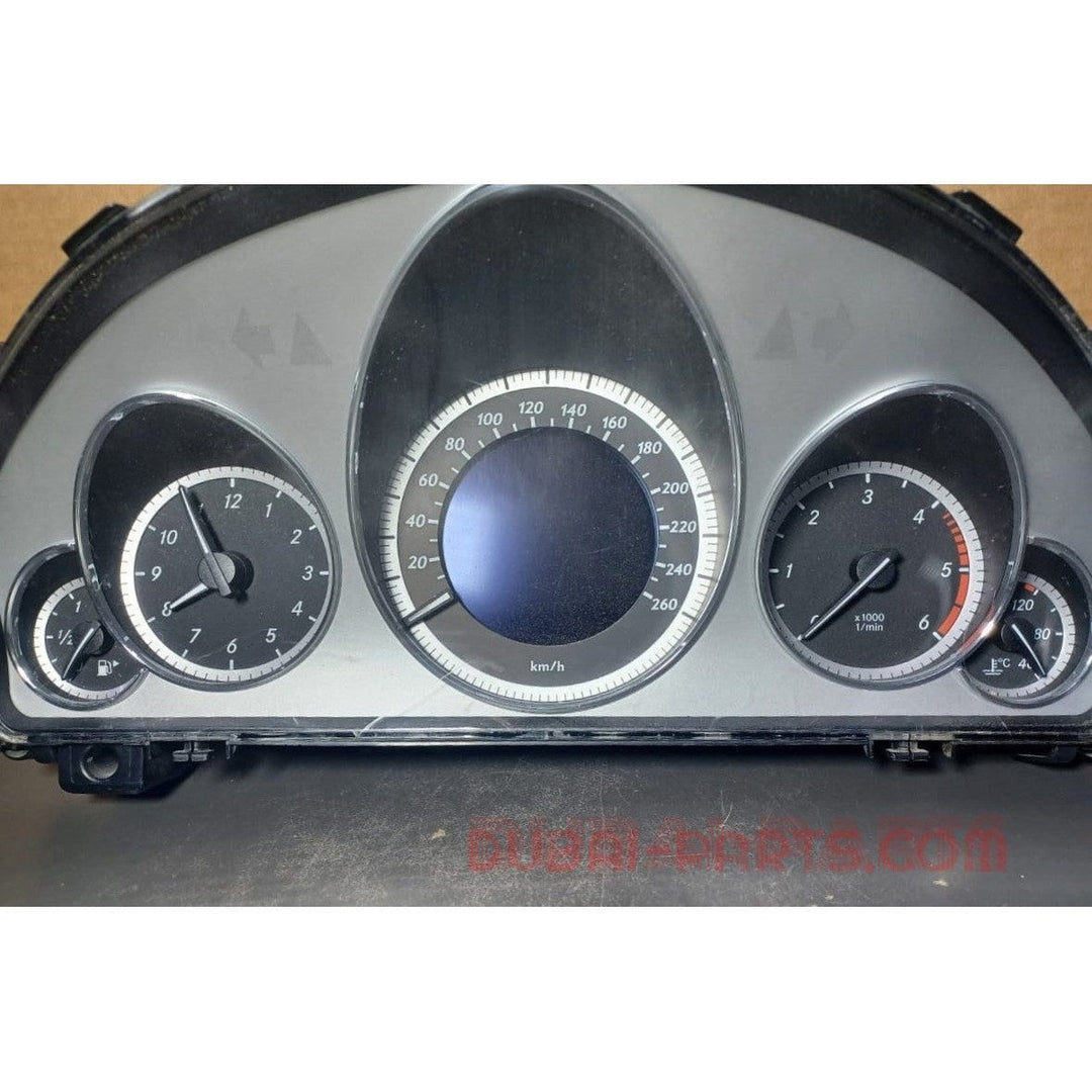 2009-2012 Mercedes-Benz W212 E-Class Instrument Cluster Speedometer A212 900 43 13 OEM