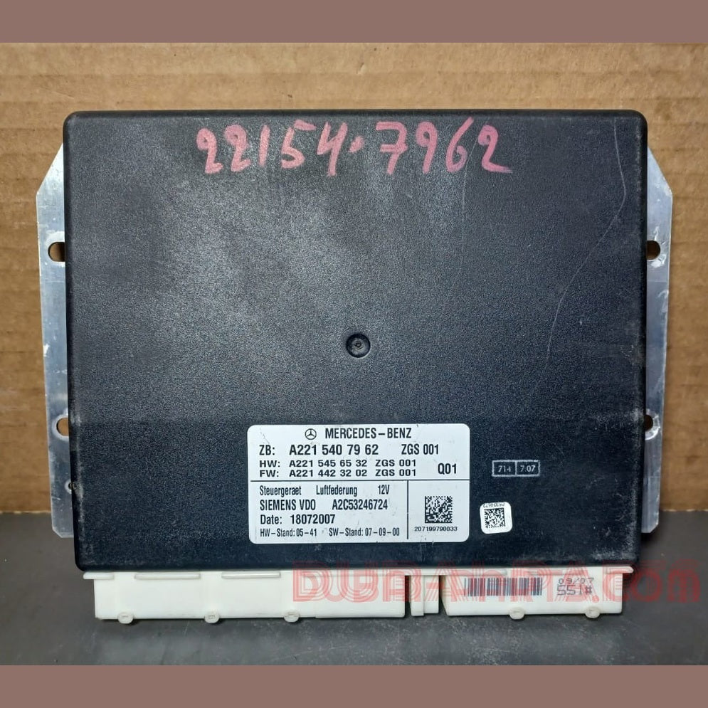 2008-2012 Mercedes-Benz W221 S-Class Airmatic Air Suspension Control Module A221 540 79 62 OEM