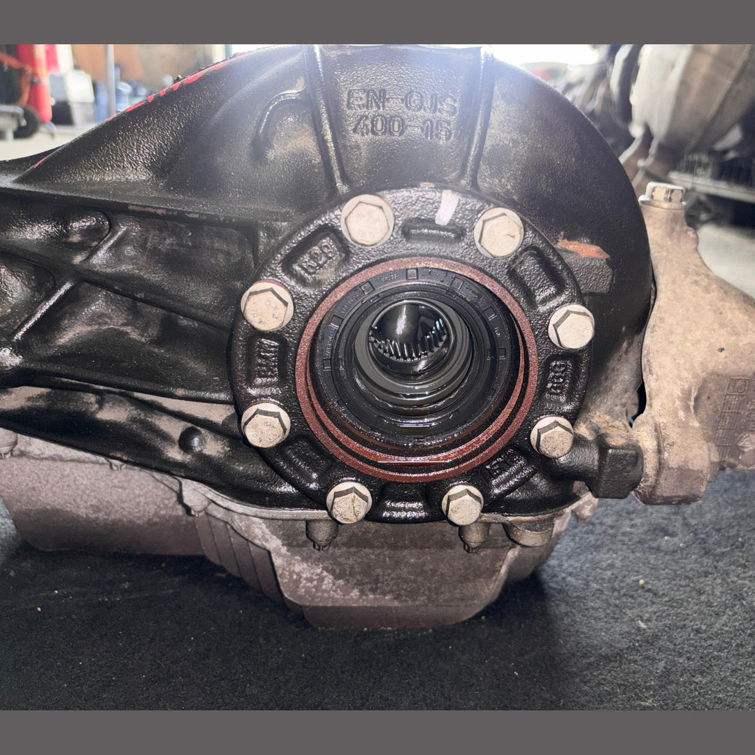 13-18 BMW F06 F10 F12 F13 M5 M6 REAR DIFFERENTIAL CARRIER 3.15 RATIO OEM 81K
 3.15 2284170