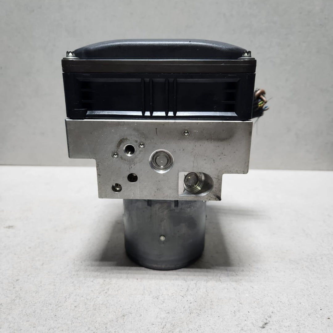 2010-2016 BMW 550i Abs Pump Module 6852808 5 Series F10 F11 and 6 Series F12 F13