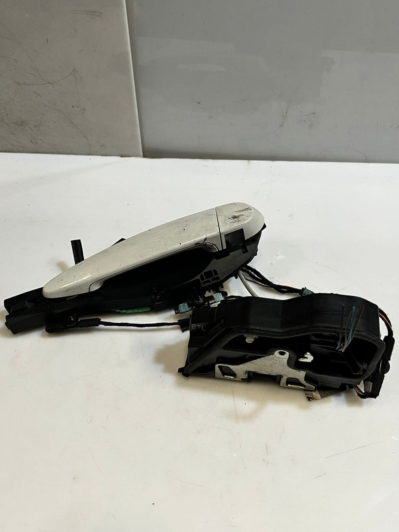 BMW E92 E60 E87 E90 F07 F20 Front Left Door Lock Latch Actuator 7202145 OEM