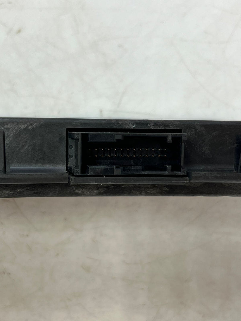 2006-2013 BMW X5 E70 and X6 E71 Footwell Light Control Module 9263790 OEM
