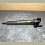 Bild in die Galerieansicht laden, Genuine Mercedes W164 Fuel Injector Sprinter 3.0L OM642 A642 0700587 Oem Diesel