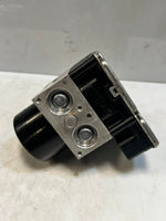 Bild in die Galerieansicht laden, 2010-2017 BMW X3 F25 X4 F26 ABS Anti-Lock Brake Pump 6859758 OEM