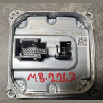 قم بتحميل الصورة إلى عارض الصور، 15-20 Mercedes W222 LED Headlight Voltage Regulator Ballast Module A222 8700789