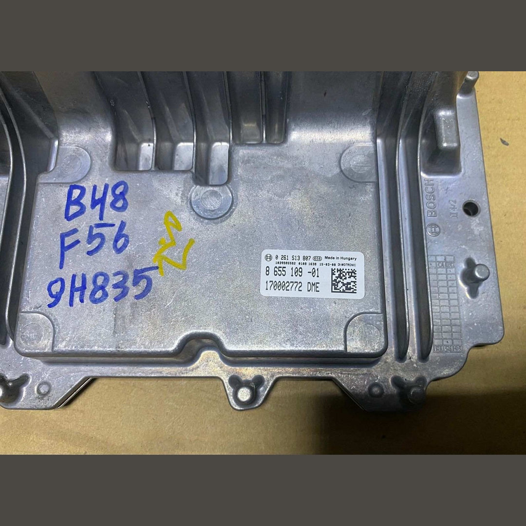 BOSCH BMW Engine Control Unit 8655108