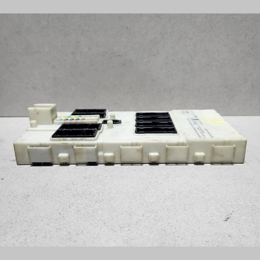 2012-2016 BMW 328i Body Control Module 9290801 328i 335i F30 F20