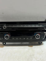 Bild in die Galerieansicht laden, 2012-2018 BMW 320i F30 F31 F35 A/C Climate Control Panel 9358939 OEM