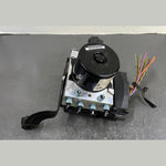Bild in die Galerieansicht laden, OEM BMW F20 F21 F30 ABS Brake Pump DSC Hydro Braking Unit 6857323 6857324