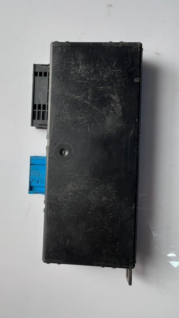 2013-2015 BMW 750i Central Gateway Module 9299591 F01, F02, F03, F06, F07, F10, 