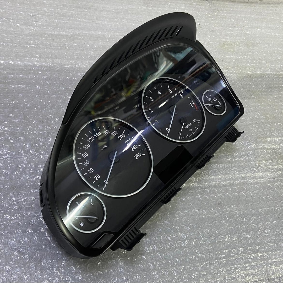 OEM BMW X3 F25 2.0D SPEEDO SPEEDOMETER INSTRUMENT CLUSTER 9232890