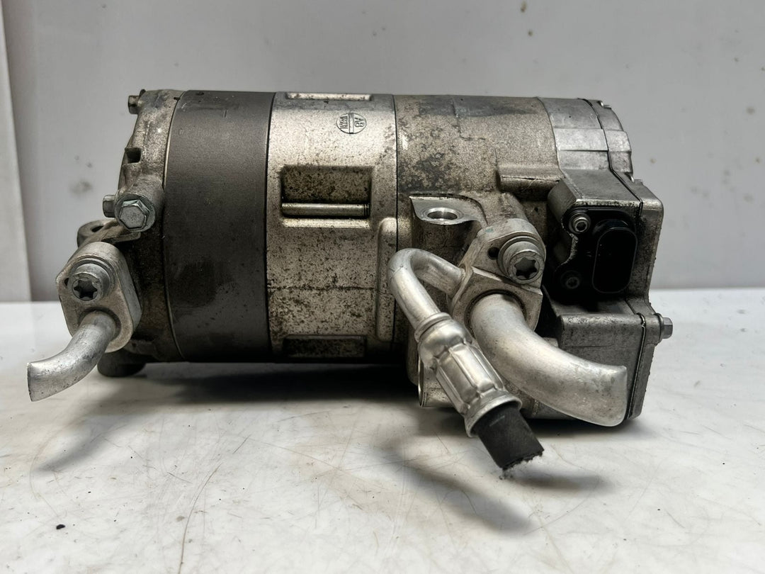 BMW X5 F15 330e 530e xDrive 740e Electric AC Compressor PUMP 9364867 OEM