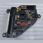 Bild in die Galerieansicht laden, OEM 09-15 BMW F01 750Li 750i Rear Fuse Power Distribution Block Box 9210857