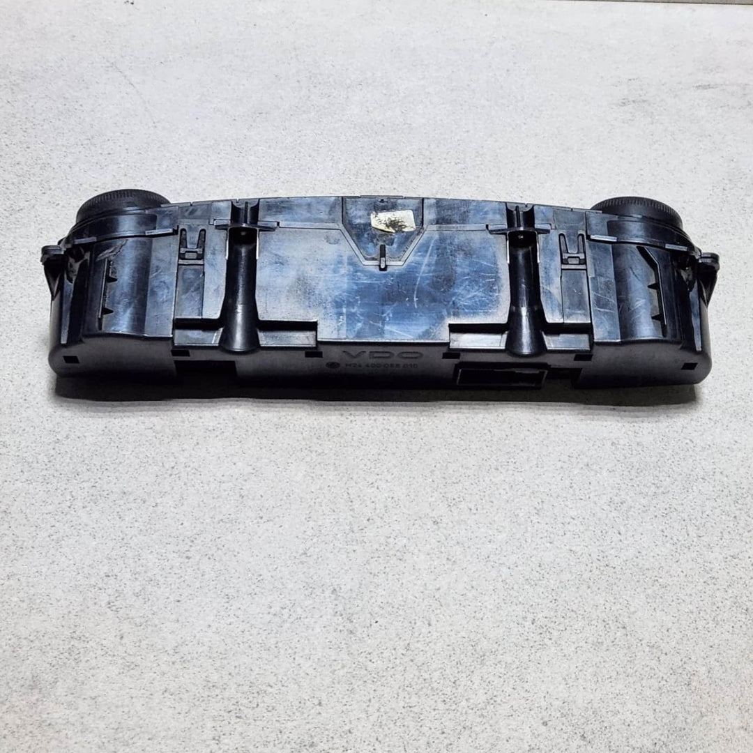 Mercedes-Benz E-Class Climate Control Panel 2118300385 W211 E-Class