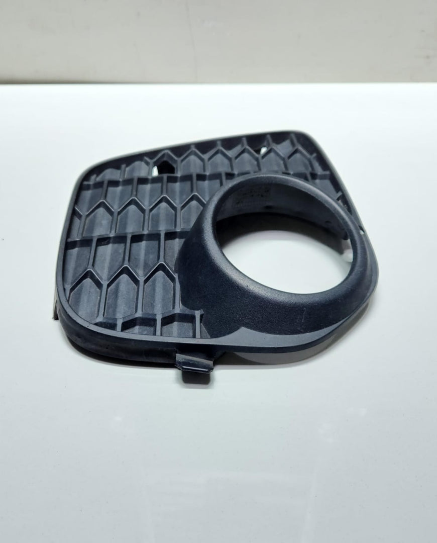 2011-2013 BMW X5 Left Closed Grille 8048021 X5 E70