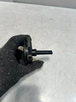 قم بتحميل الصورة إلى عارض الصور، 2003-2007 BMW 760Li E65 E66 E67 ENGINE Crankcase Vent Valve PVC 7549715 OEM