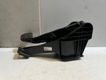 Bild in die Galerieansicht laden, 2022 BMW iX I20 xDrive 40 Brake STOP Pedal BRACKET 6893659 OEM