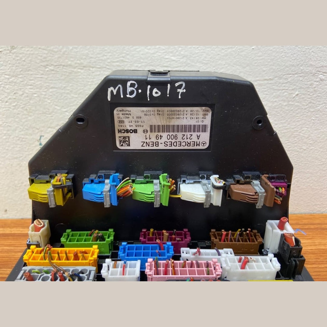 2012-16 Mercedes E200 Front SAM Fuse Box Control Module A2129004911 E-Class W212