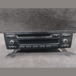 Load image into Gallery viewer, BMW X1 sDrive 18i E84  STERIO RECIVER MULTIMEDIA  RADIO Player CD - 9289109