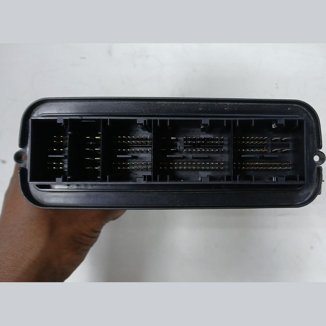 BMW  5,7 SERIES F01 F02 F07 N57 ENGINE CONTROL ECU UNIT MODULE ECM DDE 8511983
