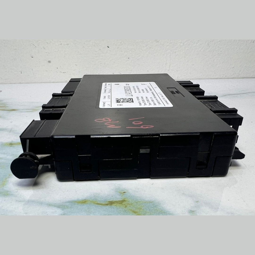 Mercedes W212 E-Class Front Driver Side Seat Control Module A212 9005200 OEM
