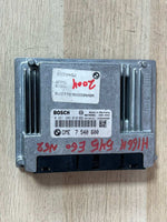 Bild in die Galerieansicht laden, 2004 5' E60 BMW 545i Engine Control Module 7540600 N62B44A ECU 