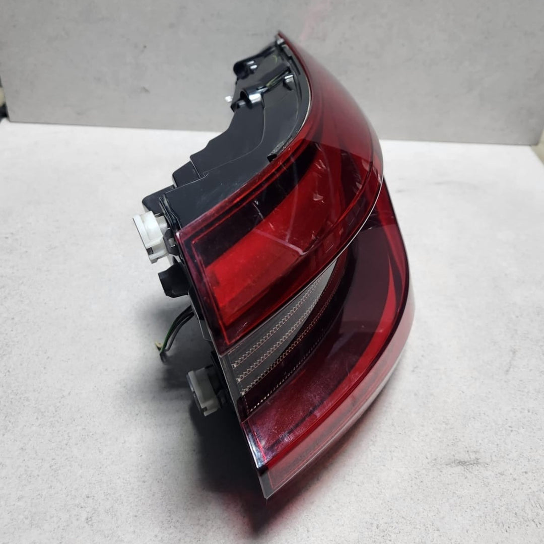 2019-2023 BMW X5 G05 Tail Light Right Outer Led H4944807201 X5 G05 