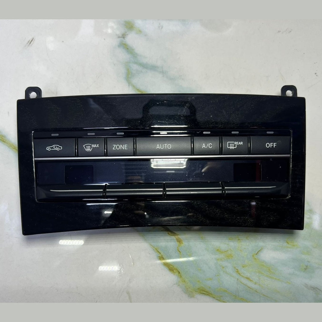 Mercedes Climate Control Unit A2129004525 C207 E-Coupe and W212 E-Class
