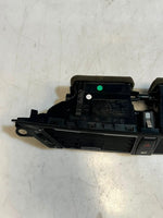 Bild in die Galerieansicht laden, 2012-2015 BMW X1 E84 FRONT CENTER Dashboard Air Vent 9258354 OEM