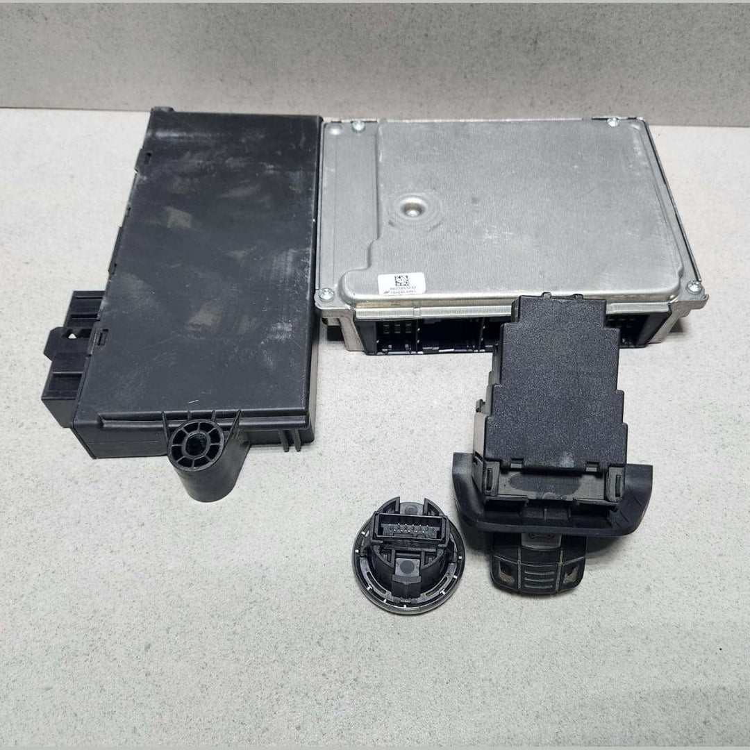 BMW Engine Control Unit 7557809 E87 E90 N45 116i 316i 1.6 Petrol  ECU SET 