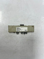 Bild in die Galerieansicht laden, 2004 BMW 3-Series 318i E46 N46B20A Antenna Amplifier 6906073 OEM