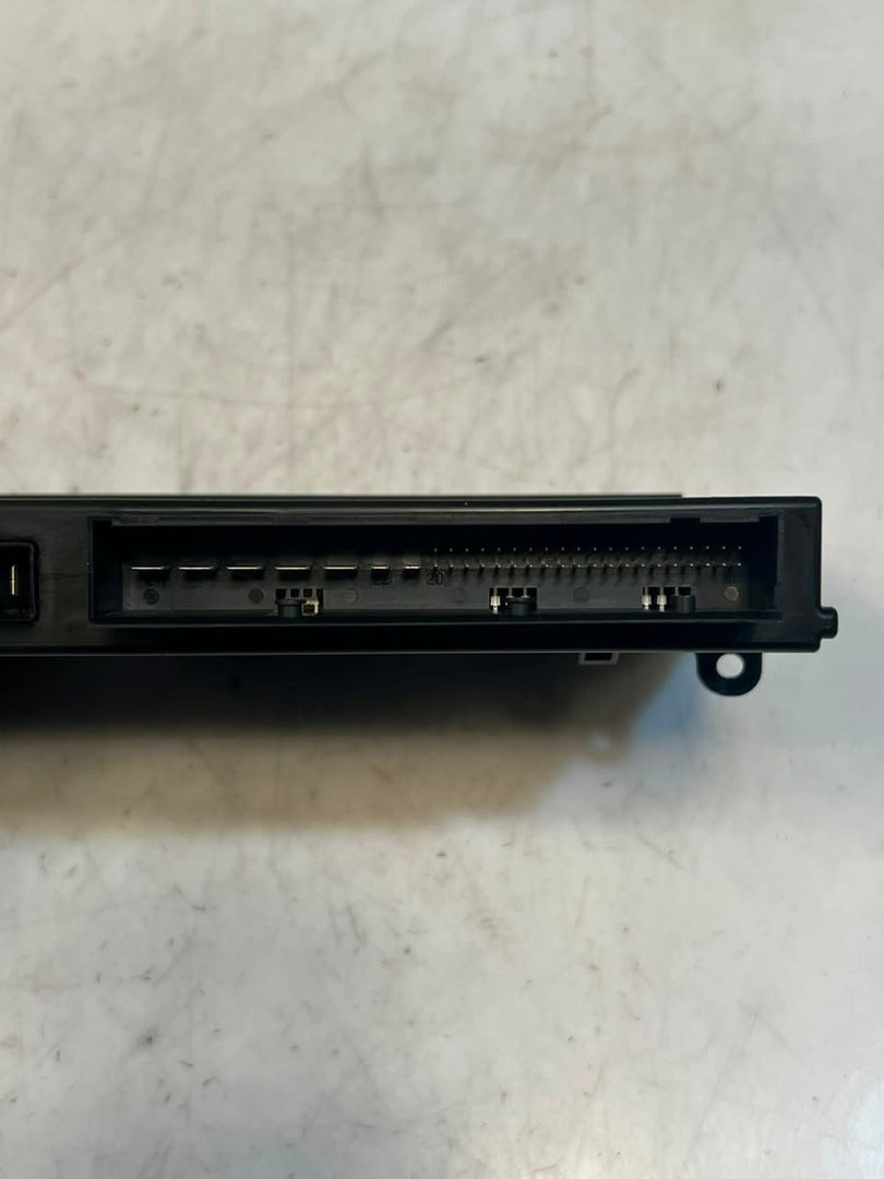 2010-2017 BMW X3 F25 Comfort Control Unit Body Module Junction Box 9267537