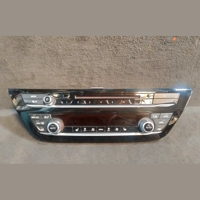 BMW G30 G31 G32 CLIMATE CONTROL & RADIO AUDIO SWITCH PANEL P/N  6834435