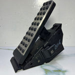 قم بتحميل الصورة إلى عارض الصور، Mercedes W206 C-Class Throttle Pedal Accelerator Module A223 3000100 RHD