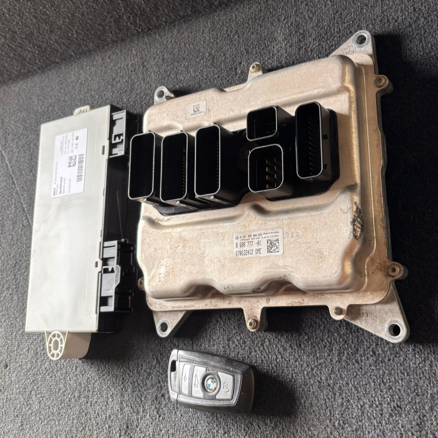 BMW 3 SERIES F30 F31 320i XDRIVE N20 ENGINE CONTROL UNIT SET OEM + KEY - 8606777