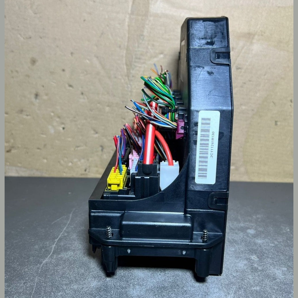 2010-2016 Mercedes W204 W212 C250 E350 Front SAM Module Fuse Box OEM A2129006012