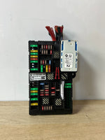 Bild in die Galerieansicht laden, 2015-2024 BMW 740i Power Distribution Box Rear 9377503 7 Series G11 G12 740i 750