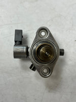 Bild in die Galerieansicht laden, 2014-18 BMW X5 550i 650i 750i 750Li X6 4.4L High Pressure Fuel Pump 7595339 OEM