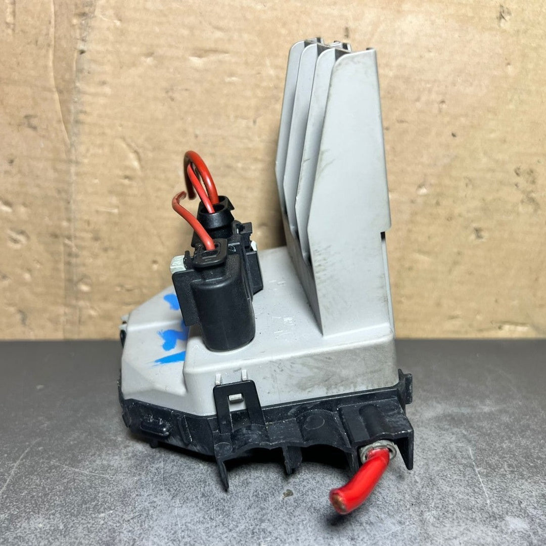 2010-2013 Mercedes W221 S-Class W216 CL500 Junction Fuse Box A221 5406750 OEM