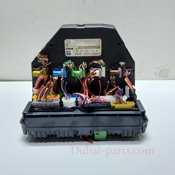 10-16 Mercedes-Benz W212 W204 Front SAM Module Relay Fuse Box A212 9006824 OEM