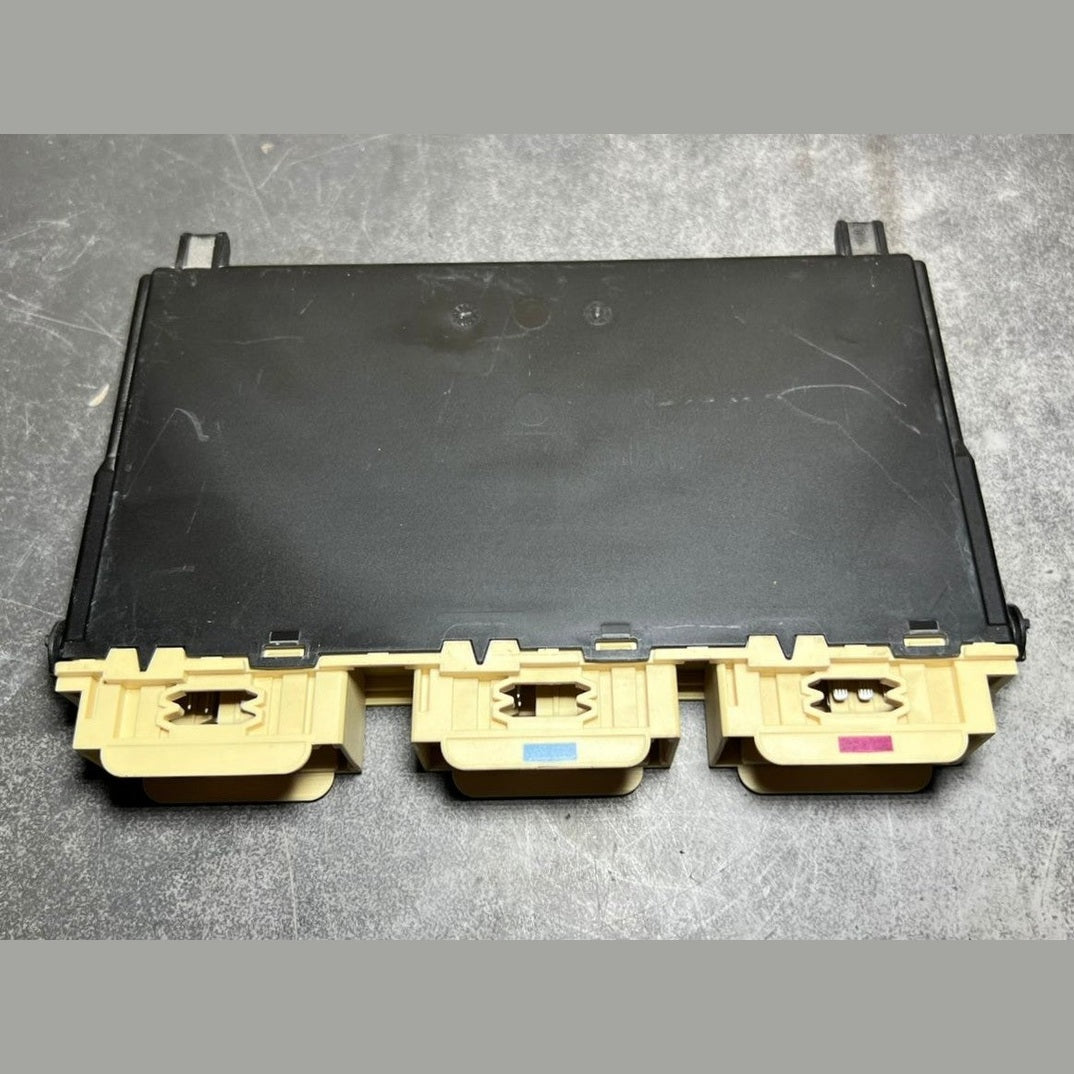 17-21 Mercedes Benz W177 A-Class Passenger Seat Control Module A167 9002011 OEM