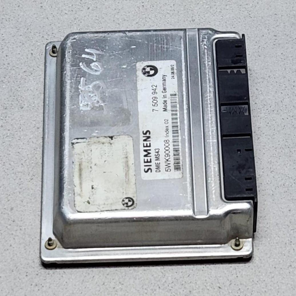 2001-2005 BMW 325i Engine Control Unit 7509942 5 Series E39