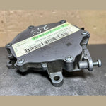 Bild in die Galerieansicht laden, 2012 Mercedes-Benz W207 E-Class OM276 Cylinder Head Vacuum Pump A276 2300065 OEM