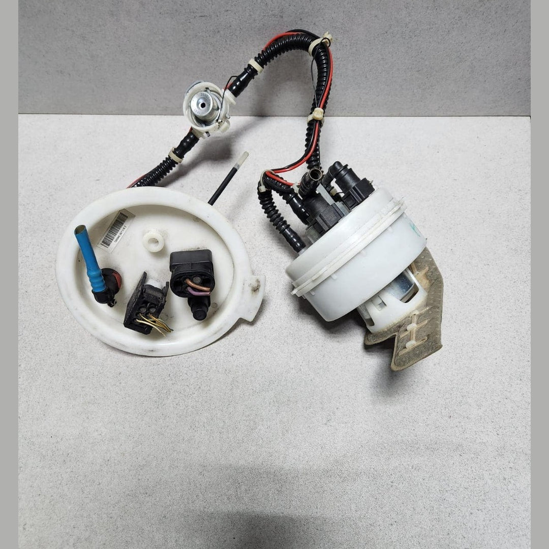BMW Fuel Feed Unit 7260640 6 Gran Coupe F06 3 Series and 6 Series